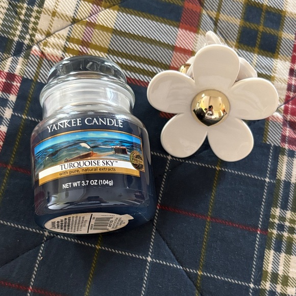Yankee Candle Other - Yankee Candle Turquoise Sky small jar candle